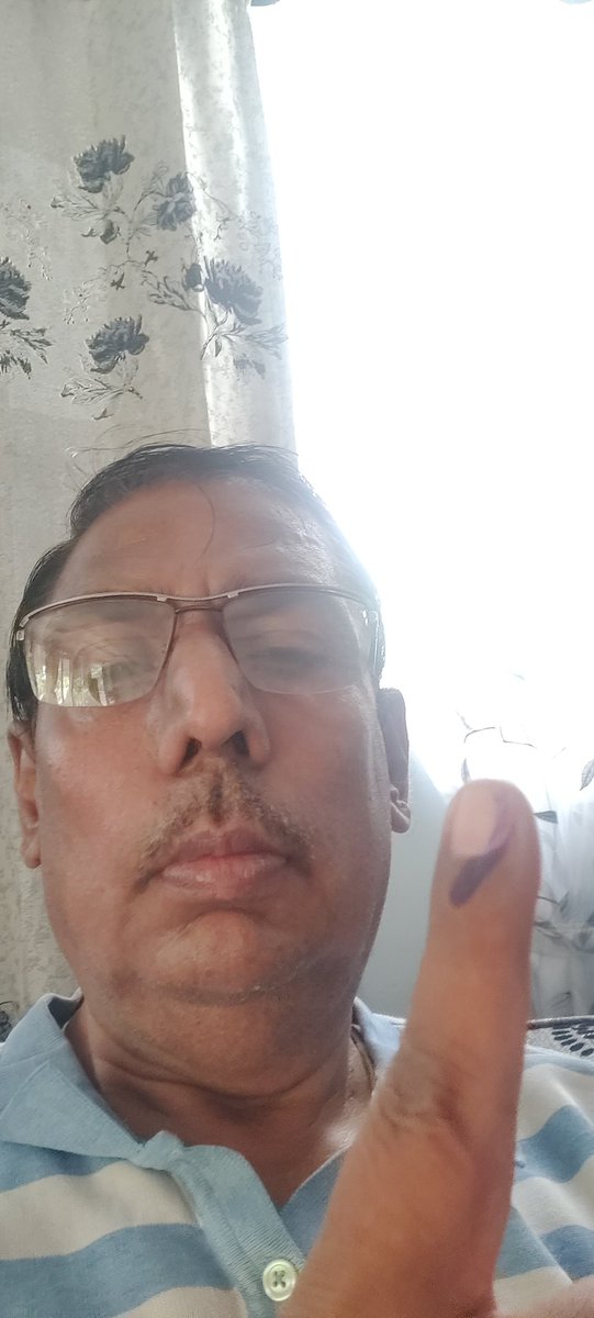 manojbashist's tweet photo. Early morning voting= no rush https://t.co/Vu4B14Ir2w