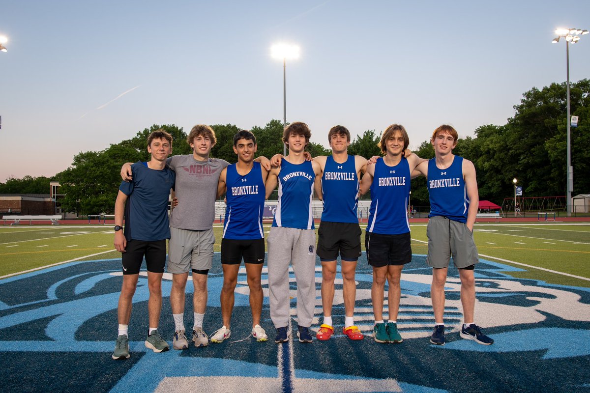 bxvboystrack's tweet photo. It was another great night for the team at Day 2 of the state qualifier.  When all was said and done, 16 BRONCOS qualified for the State Championship across 10 events.  Great work by everyone who competed today and good luck next week at CNS!  #HardWorkPaysOff @sports_broncos https://t.co/aaBd8Oipy0