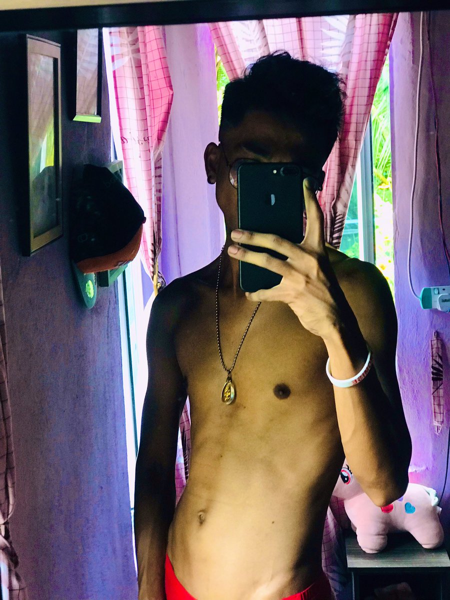 WeaHaz's tweet photo. 😶‍🌫️ https://t.co/1R7DjmErc1