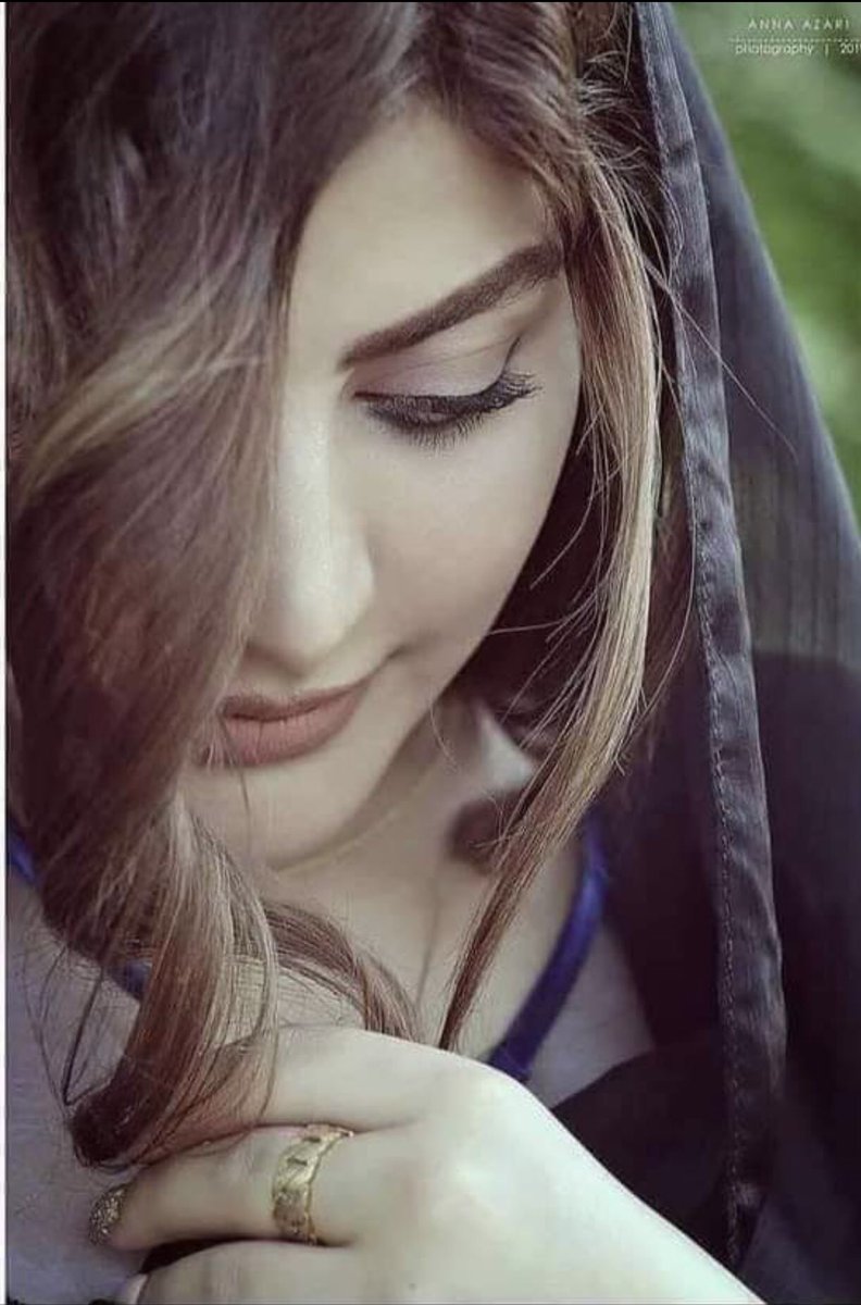 Benim sayfamda o kadar güzel insanlar varki.. hiç görmesemde.. onları sayfamda dahi olsa tanımaktan dolayı gururluyum..
İyiki varsınız Arkadaşlar.