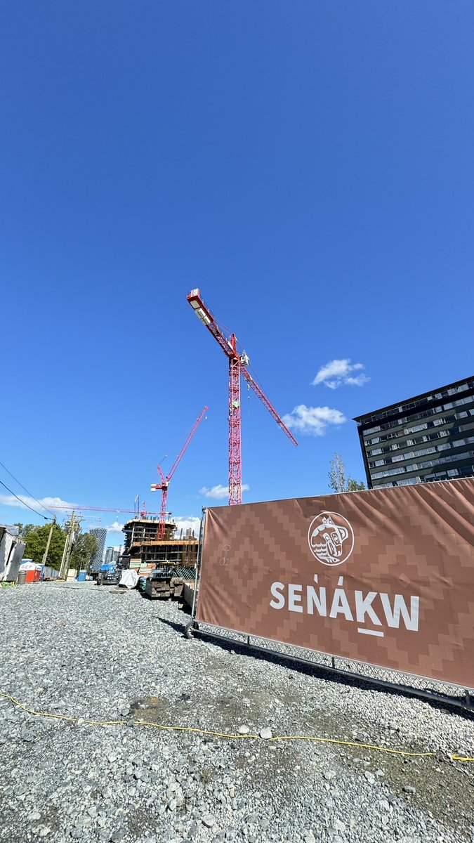 I visited the @SquamishNation development at Sen̓áḵw this week!

Approximately 1600 rental apartments are under construction in Phase 1/4, with the first building tentatively welcoming new residents starting Fall 2025.

Eventually, 6,100 rental apartments will be built here!