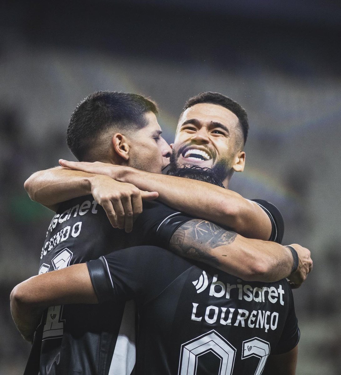 +3 puntos muy importantes y noche increíble con nuestra gente! Paso a paso en busca de nuestro objetivo todos juntos siempre 🏁🙌🏼🫰🏼 <a href="/CearaSC/">Ceará Sporting Club</a>