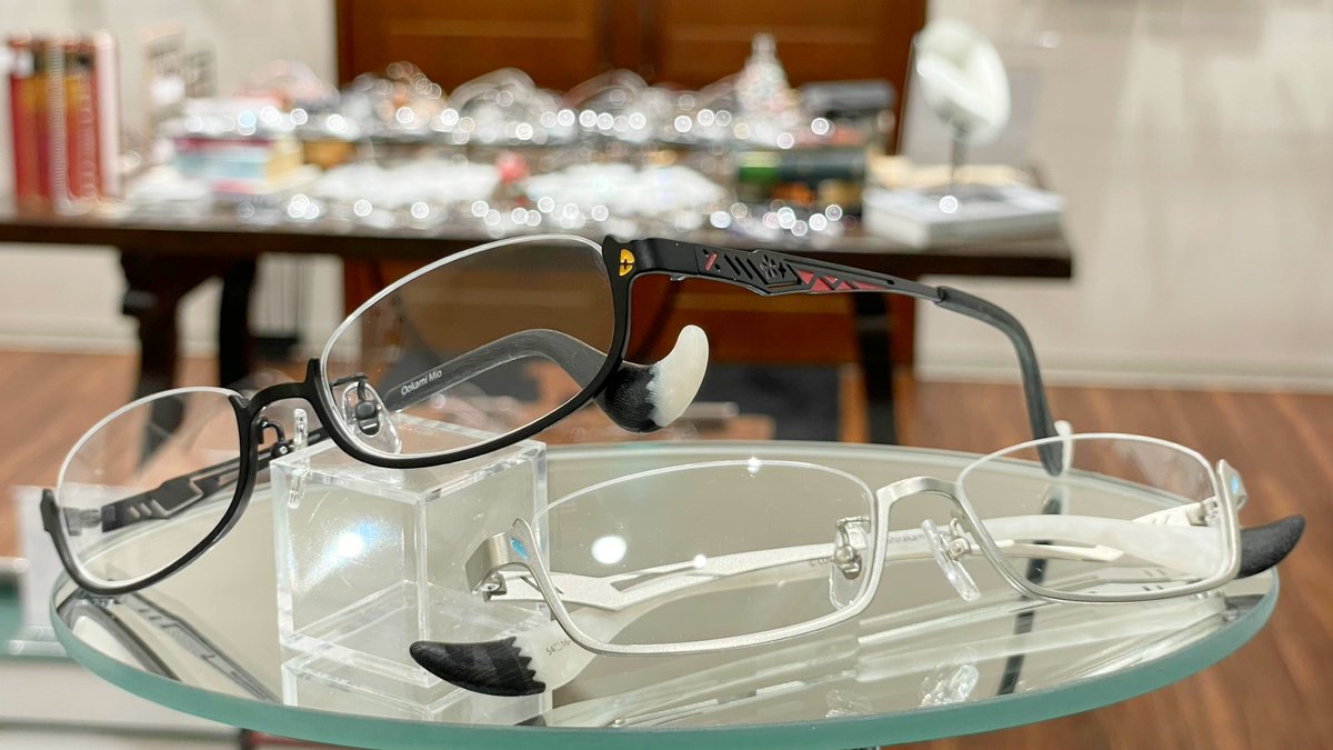 ホロライブ × #執事眼鏡 eyemirror】 白上フブキモデル・大神