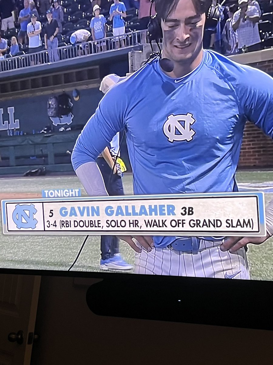 Rock/Hard Place tweet media