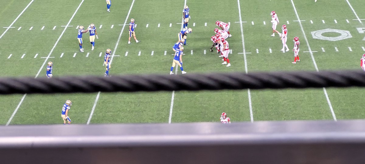 blitzd68's tweet image. Section 231 row 1
My obstructed season ticket view
@Wpg_BlueBombers