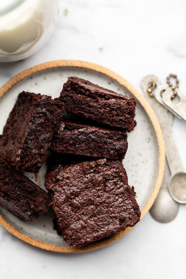 MsBigBack's tweet photo. Cookies or brownies https://t.co/lK0olQ2WgY