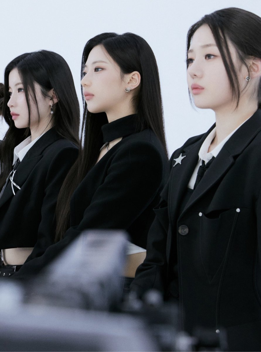 jora ᱬ tweet media