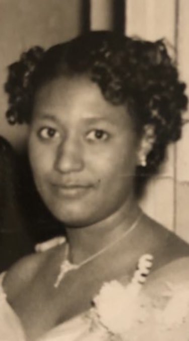 #WeekendMotivation
Peace IS power. Kindness can yield change. Listening  B4 you speak shows intelligence. Integrity and civility speak volumes about who UR That’s “MommaWisdom”. And I believe every word. ❤️