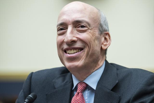 JackPosobiec's tweet photo. This is Gary Gensler 

He was the Hillary official who oversaw filing payments for the fake Steele Dossier as 'legal expenses'

He is now the Chairman of the SEC https://t.co/RwT6eT5f6V