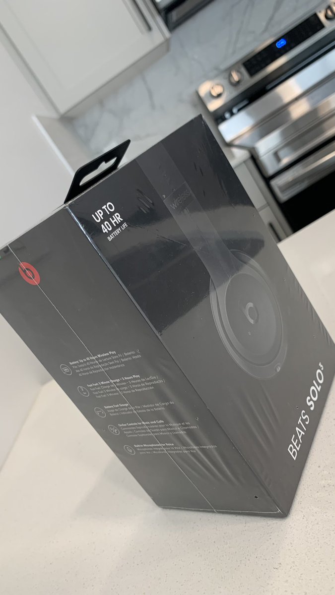 HuntellaDotNet's tweet image. in doubt?
5,000+ customers cannot be wrong
testimonials via huntel.la
BeatsByDre Solo3
open box [rose gold] x new [black]

[. Tunde Tinubu Big Banju Yamal Ronaldo $IRIS Chioma Amaya President #BETAwards Genevieve FAMOUS PLUTO Mercy Johnson]