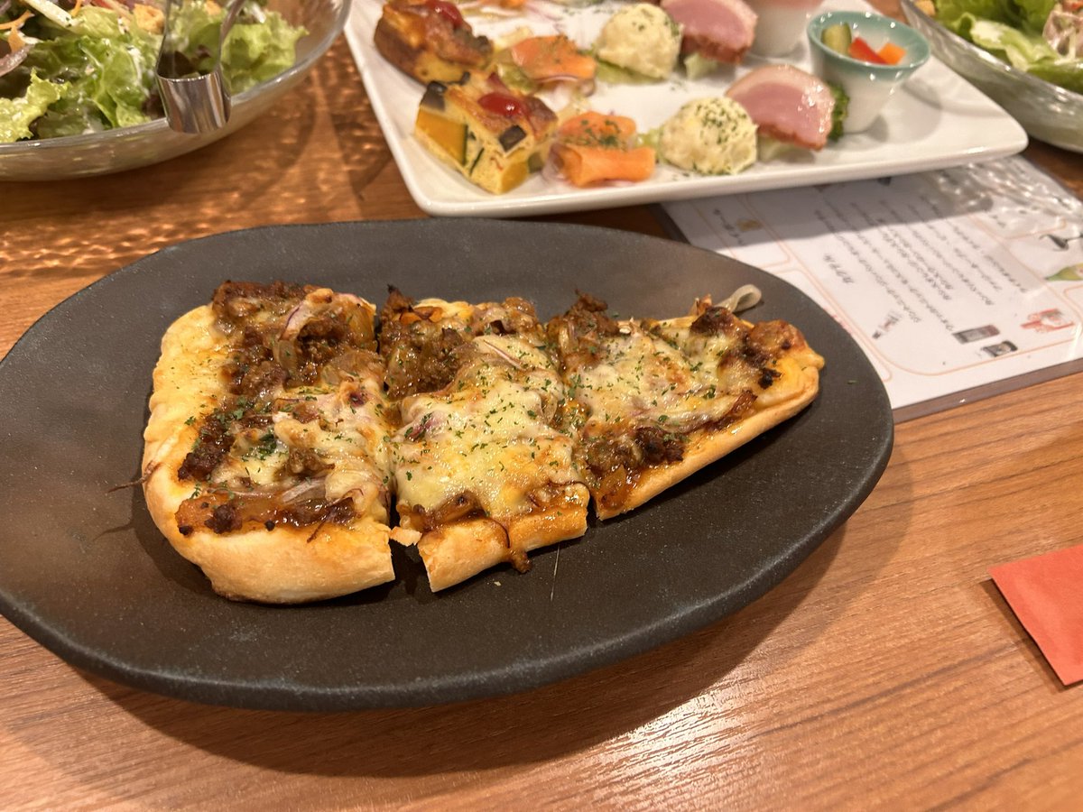 chie108's tweet photo. 会社の飲み会🍻
おしゃれカフェでお腹いっぱい🥰
メニュー撮り忘れ https://t.co/E7KilF3sm4