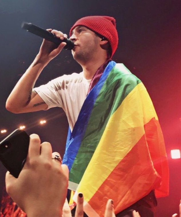 HAPPY PRIDE MONTH 🏳️‍🌈