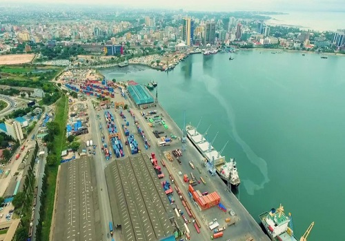 InvGurInd's tweet photo. Adani Ports signs 30-year pact to operate key terminal at Tanzania’s Dar es Salaam Port

https://t.co/Itz69ouPI9

#Industry @Adaniports @tanzaniaportshq #DaresSalaamPort @AdaniKaran #TICTS #EHTL  #EAGL #Investmentguruindia https://t.co/wWxMdYVtKw