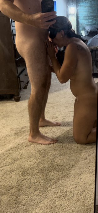 We want to explore.   Couples DM. Like if interested. RT if you&rsquo;re loving that we want to swap https://t