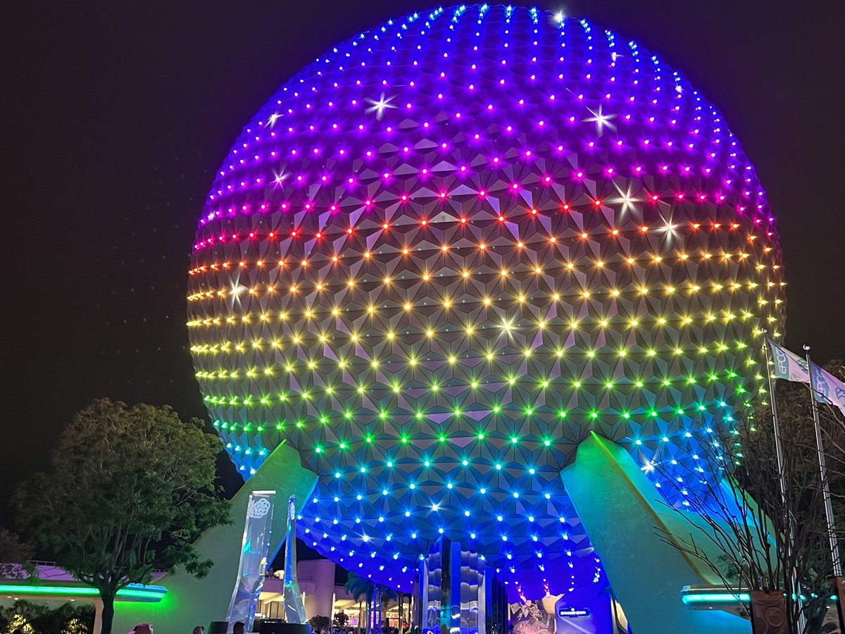 Happy Pride Month!

May 31st                                      June 1st