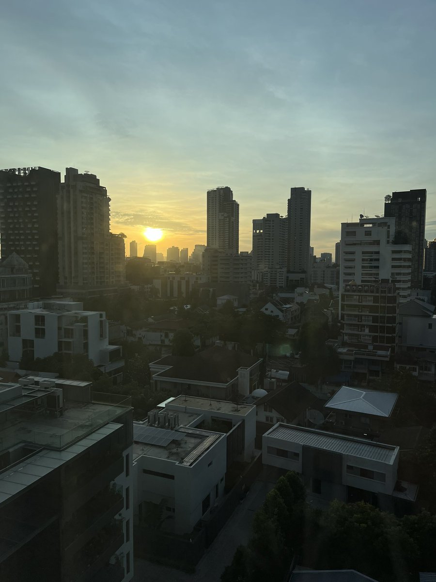 New morning views 
#bangkok