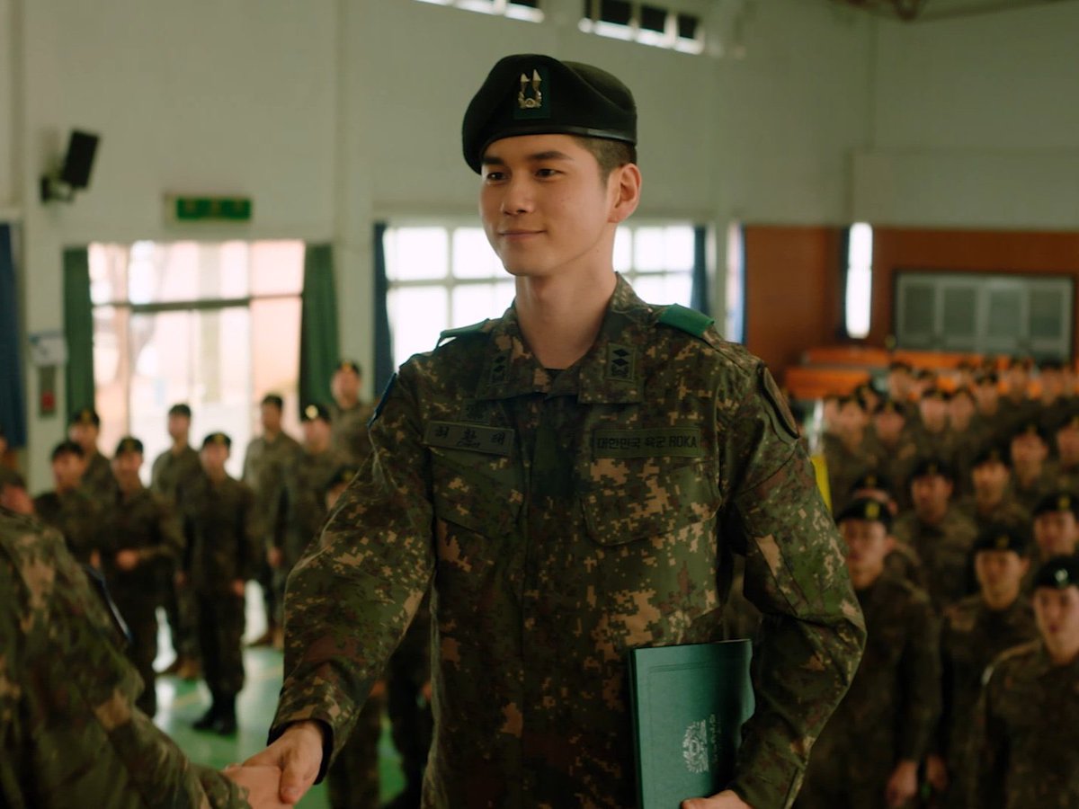 OSW_GLOBAL's tweet photo. [FANCAFE] 240601

Ong Seongwu Fancafe Update!
He told us that he became a Sergeant today!🥳

He got promotion to be a Sergeant 30 days ahead from the schedule. He's really doing well in military.

Congratulations Sergeant Ong Seongwu! So proud of you💙

#ONGSEONGWU #옹성우 https://t.co/Db5ssVpz1s
