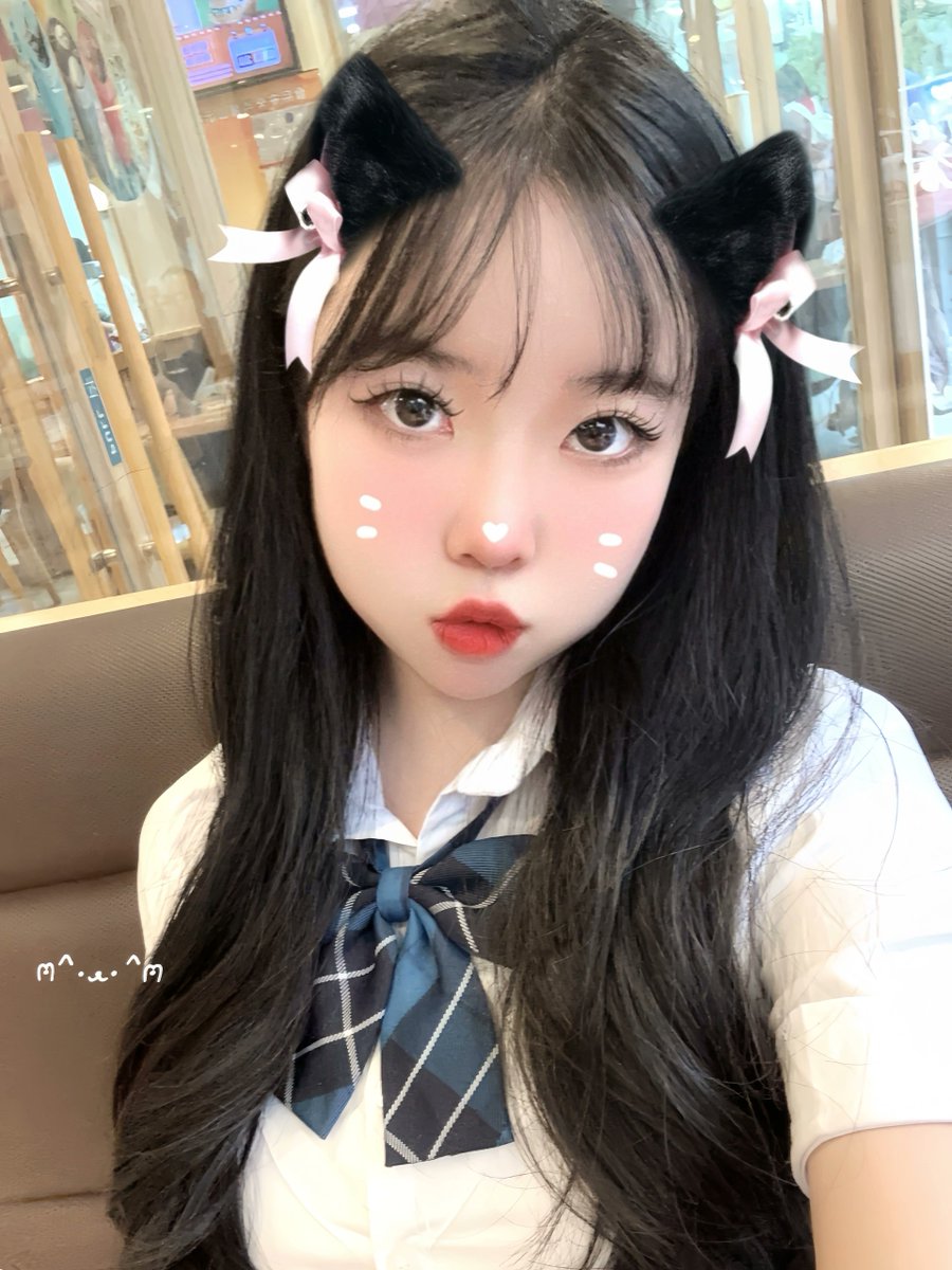 fatlatiao's tweet photo. 胸x口x足x手x阴x肛x都行，可你却说我不行
#女大学生 #反差 #jk https://t.co/XgBmSaToBb