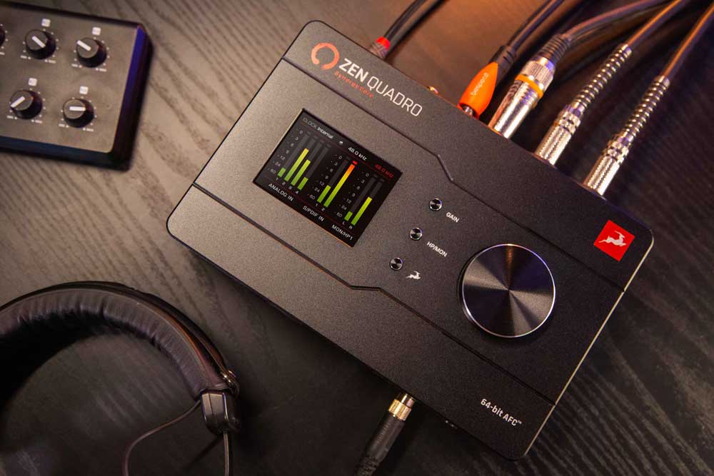 PowerRec's tweet photo. #AntelopeAudio
新製品情報🎉Dual USB設計のAudio I/F『Zen Quadro Synergy Core』本日発売開始です⚡️
発売記念キャンペーン【Synergy Core Nativeメンバーシップ(6ヶ月)の無償付属】も同時開催中📢ぜひ!
#ZenQuadro
🔻商品詳細・ご予約はコチラ🔻
https://t.co/ceTsLKygg2 https://t.co/OXIdyQPVUb