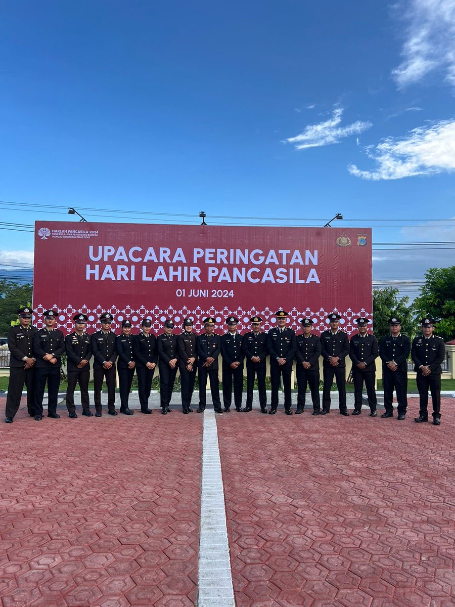 Personil Ditlantas Polda Sulteng melaksanakan Upacara Peringatan Hari Lahir Pancasila