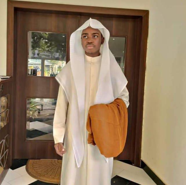 noorulhuda___'s tweet photo. Innalillahi wa Inna Ilaihi rajiun,The death has just Occurred of Our Brother Known as Mufty Yaks  The brother has been in Da'awah for some years now,and has traveled Within and Outside Nigeria for the Propagation of Islamic Knowledge.  

May Allah ﷻ grant him jannatul firdaws https://t.co/CufrFUzgcX