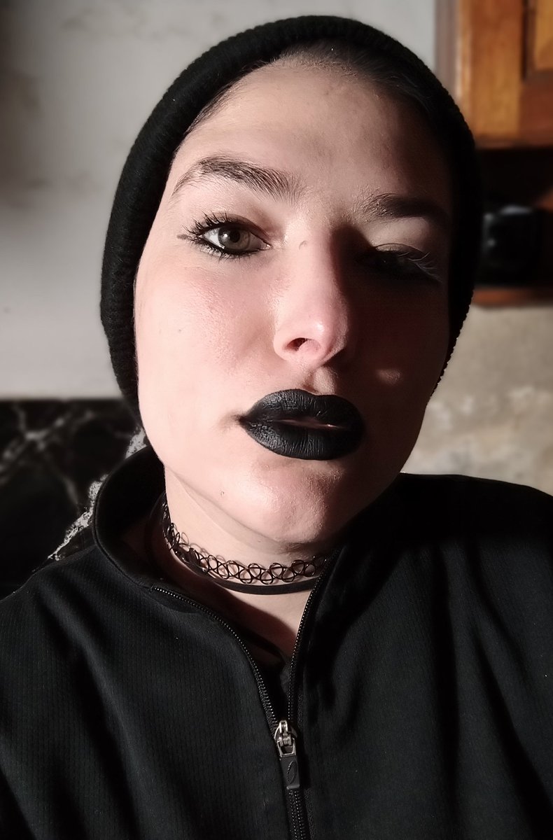 Cataagoni's tweet photo. Negro pasión ❤️‍🔥😍 https://t.co/2UJVPg2xXA
