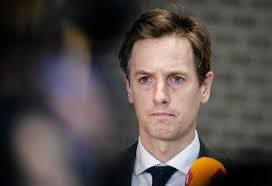LucLujohuad's tweet image. Vier aalgladde geradicaliseerde populistische oorlogshitsers, boerenhaters en WEF leden! Ze willen en hebben Nederland al grotendeels kapot gemaakt! D66, GroenLinks/PvdA en VOLT! Stem ze volledig weg op 06 juni!