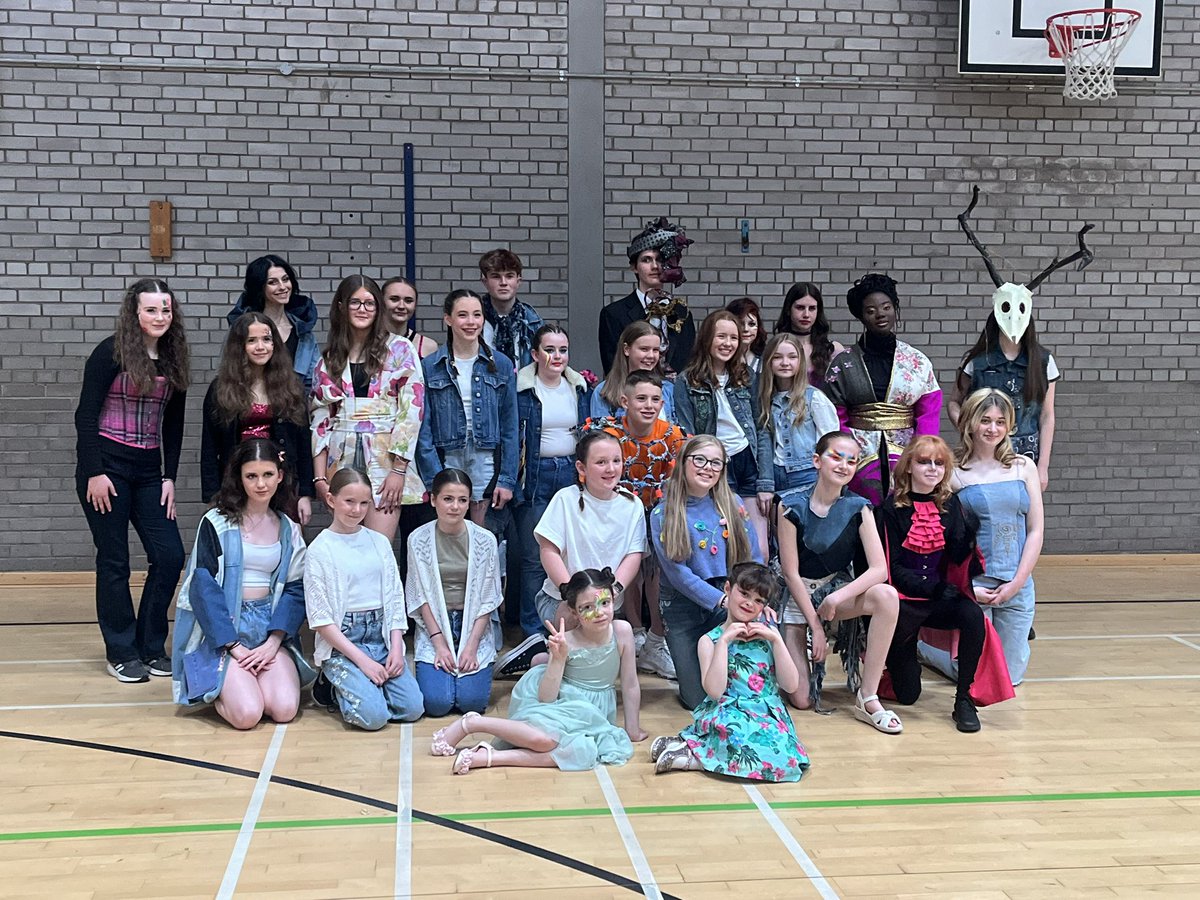 What an absolutely amazing night at Off the Rails Fashion Festival!! Huge thank you to all the pupils involved and for all their hard work on their catwalk outfits!! Over £5,000 raised for Strathcarron Hospice! 🫶🏻💐