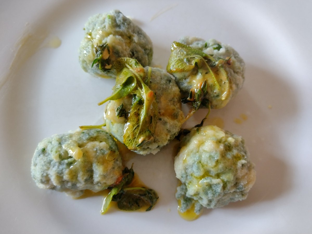 This week's @racheleats @guardianfood @GuardianFeast Spinach and ricotta gnudi. Easy to make- I rolled my naked balls around in a bowl of semolina. Tasted delicious- perhaps should have had more of the butter & sage to drizzle. Will make these again. theguardian.com/food/article/2…