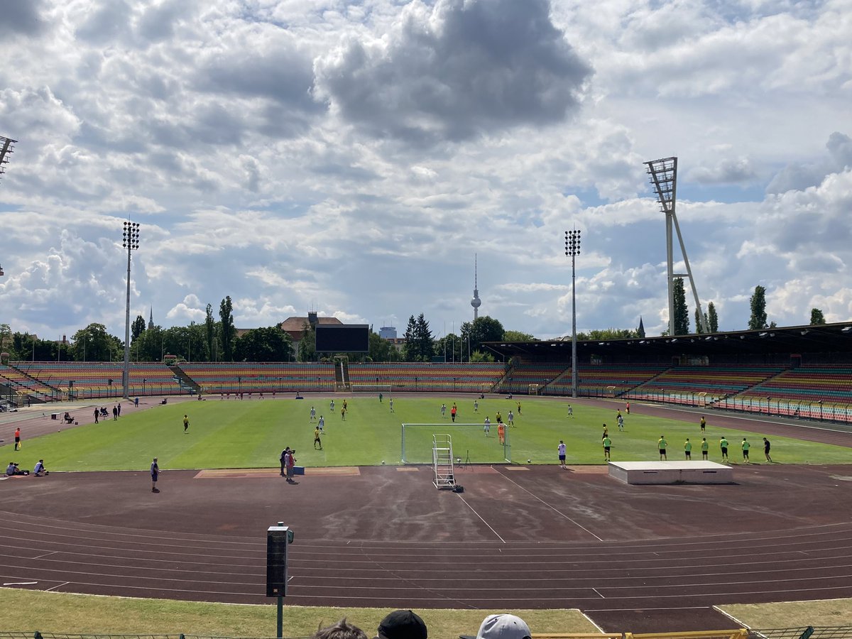 zurmuehlb's tweet image. Pfingstmontag gefällt mir. #BSCBVB #hahohe