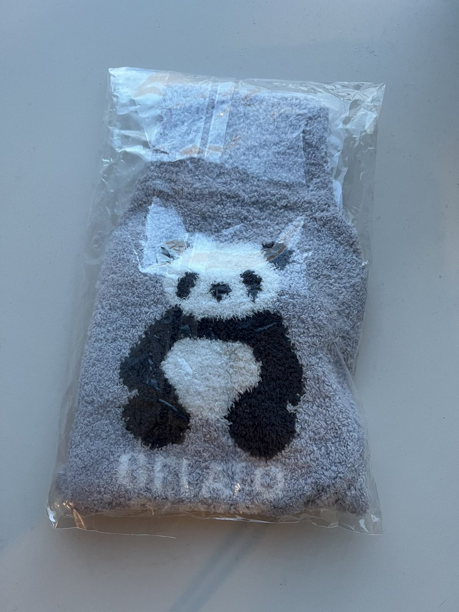 めっちゃ可愛いジェラピケのお洋服届いたんだけど、誰からだろ？🤔