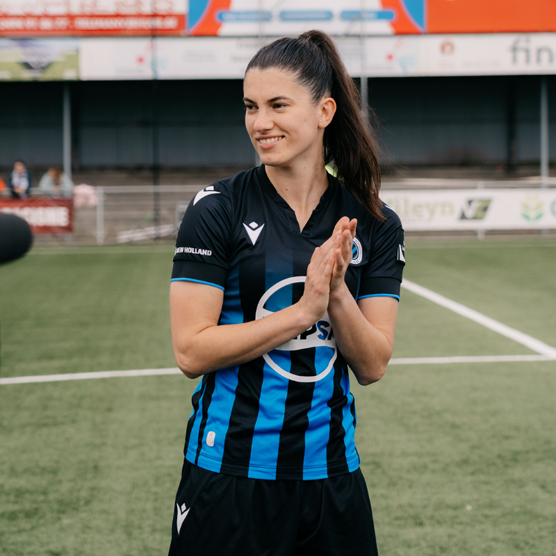 ClubYLA_'s tweet photo. Last dance at home. 🥹 Nog één keer alles op alles in Luik. 🔵⚫️ #ClubYLA