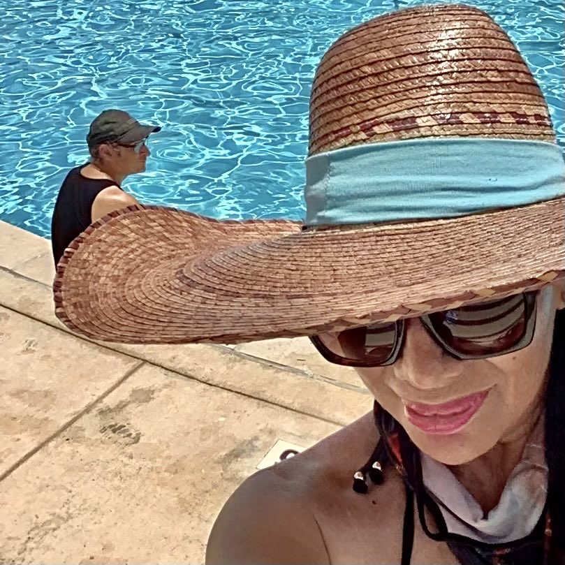 Out by the pool  🏊‍♂️ 🏊‍♀️ 
#MiniVacation!!! This past weekend “ with hubby