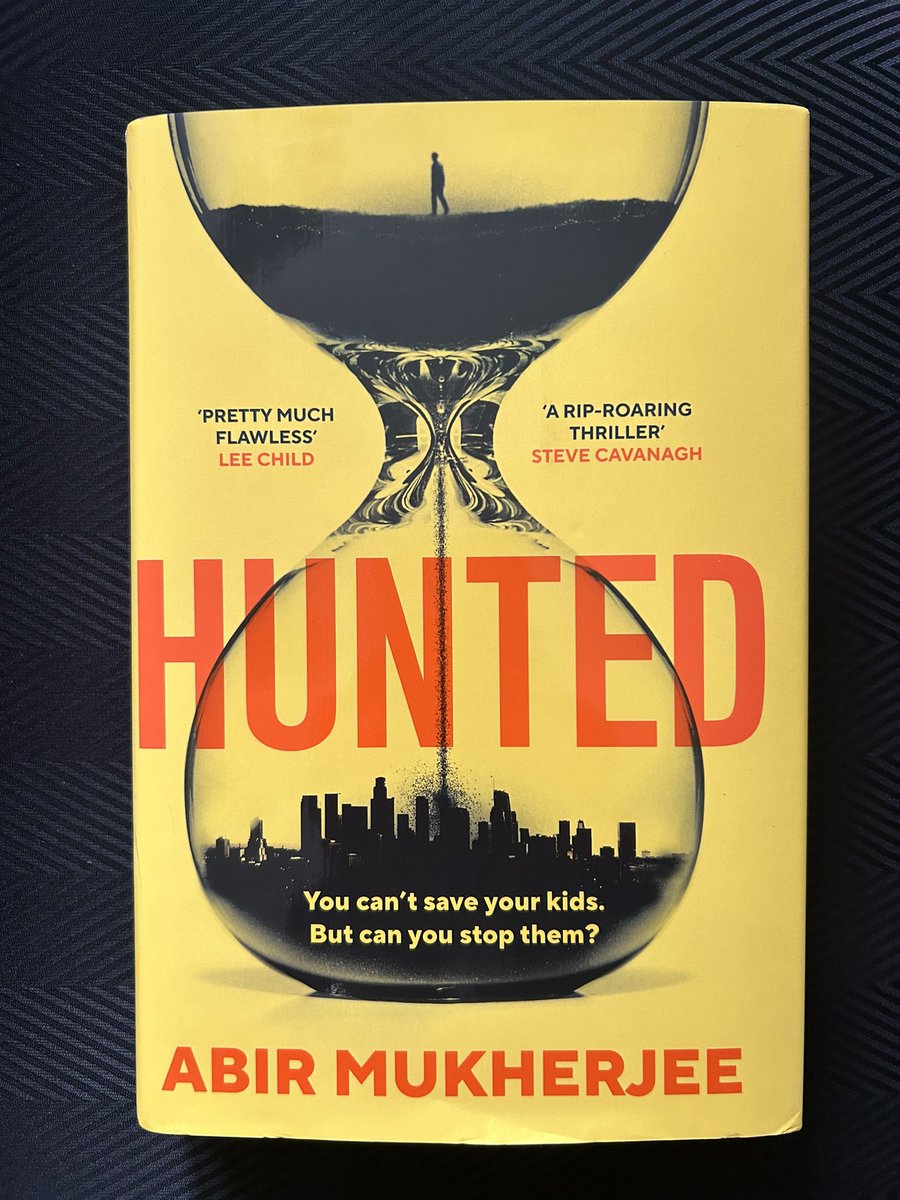 A huge thank you to @SimonBewick and @HarvillSecker for my fabulous giveaway win.

I’m so much looking forward to reading #Hunted by @radiomukhers 😁

#BookBlogger #BookPost
