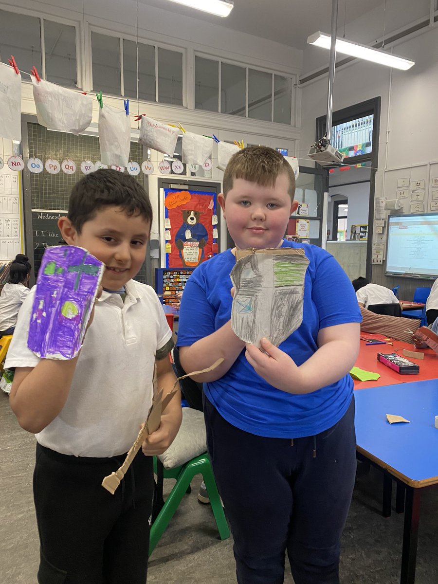MrsMcLeanIPS's tweet photo. Aren’t our shields and swords great? We learned about what different symbols on a knight’s shield could represent and made sure to reflect our own values and personalities. 🛡️ https://t.co/Qktmb4hBJD