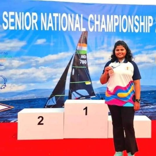 VivaGoaOnline's tweet photo. VIVA Goa congratulates Goa's Pearl Colvalcar for clinching Bronze medal in the ILCA 6 Women’s Olympic Class at the Yachting Association of India Senior Nationals 2024.

#pearlcolvalcar #bronzemedal #yachting #goa #sailor #olympics #yai https://t.co/BijebBkNXt