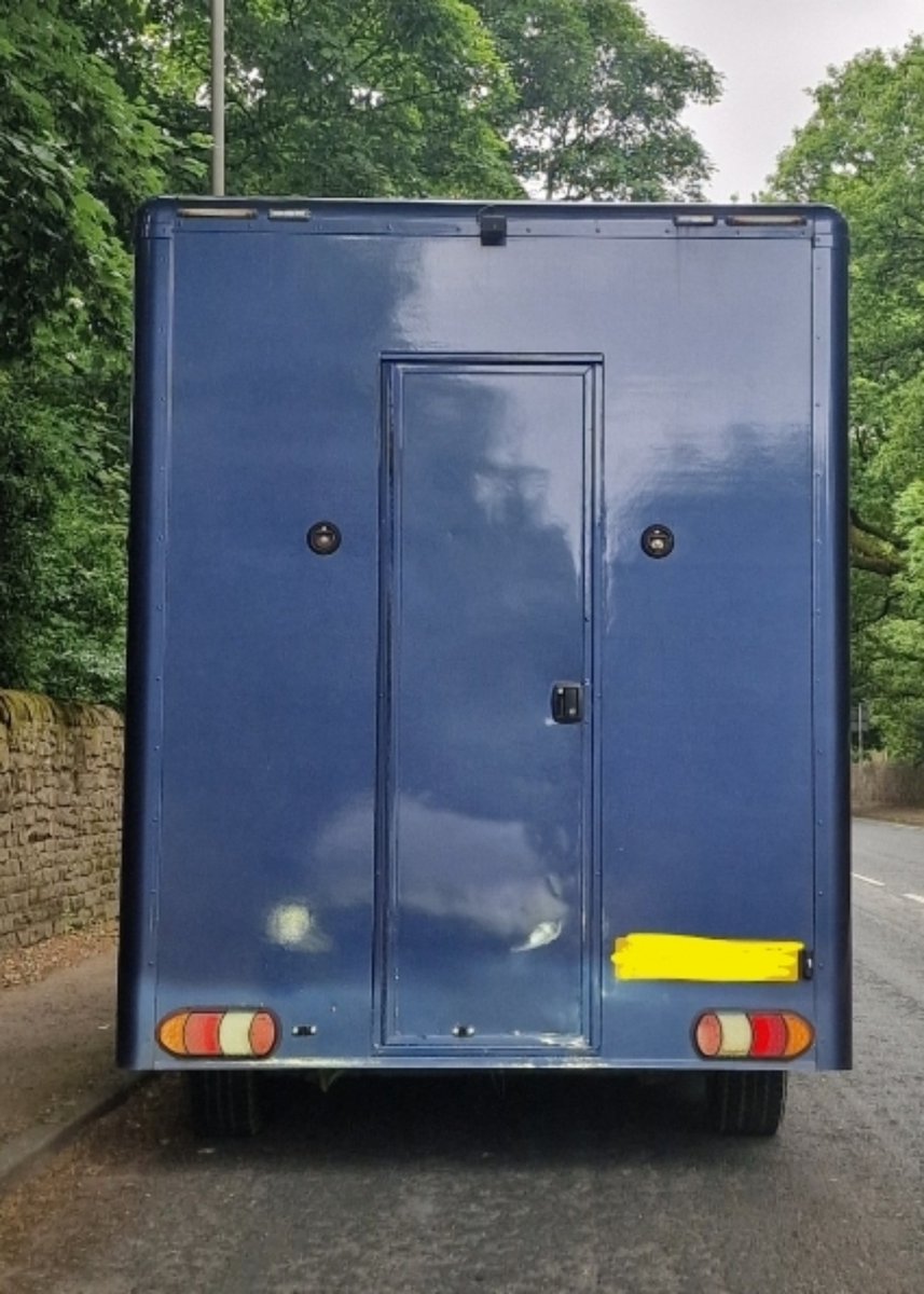 This horsebox is not the usual type of vehicle to exceed the speed limit.  It was stopped in Rufford, where public have reported speed issues. It was also  found to have an expired MOT.  #Yousaidwedid #Fatal5 #T2RPU