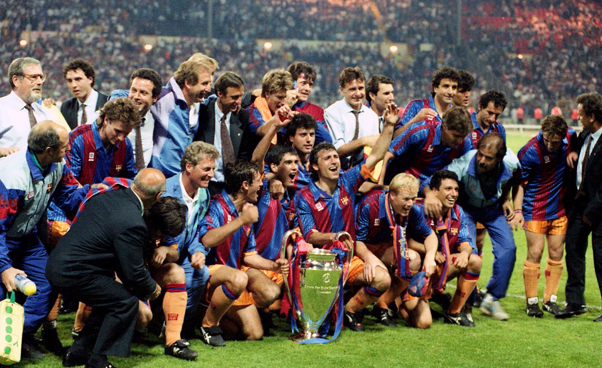 Hoy hace 32 años de nuestra primera Champions en Wembley 💙❤️