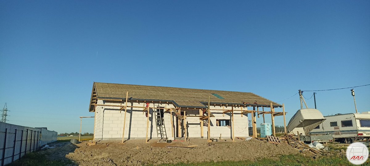 shans_spb's tweet image. Закончили обрешётку нашего типового дома в Красном Бору

#стройка #дом #одноэтажныйдом #обрешетка #андрейшанс_красныйбор2