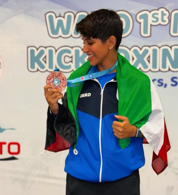 أم صده tweet media