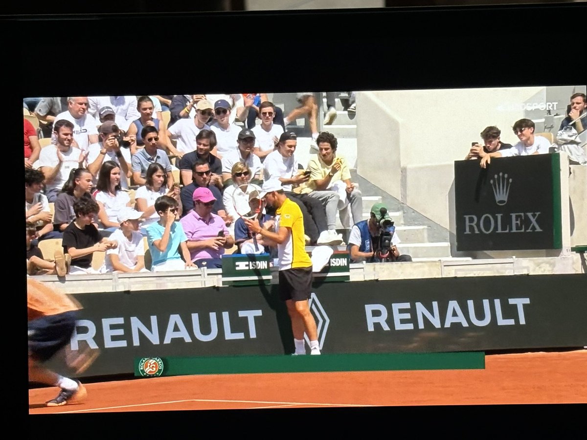 It is rammed for first round qualifying at Roland Garros. For Dominic Thiem.