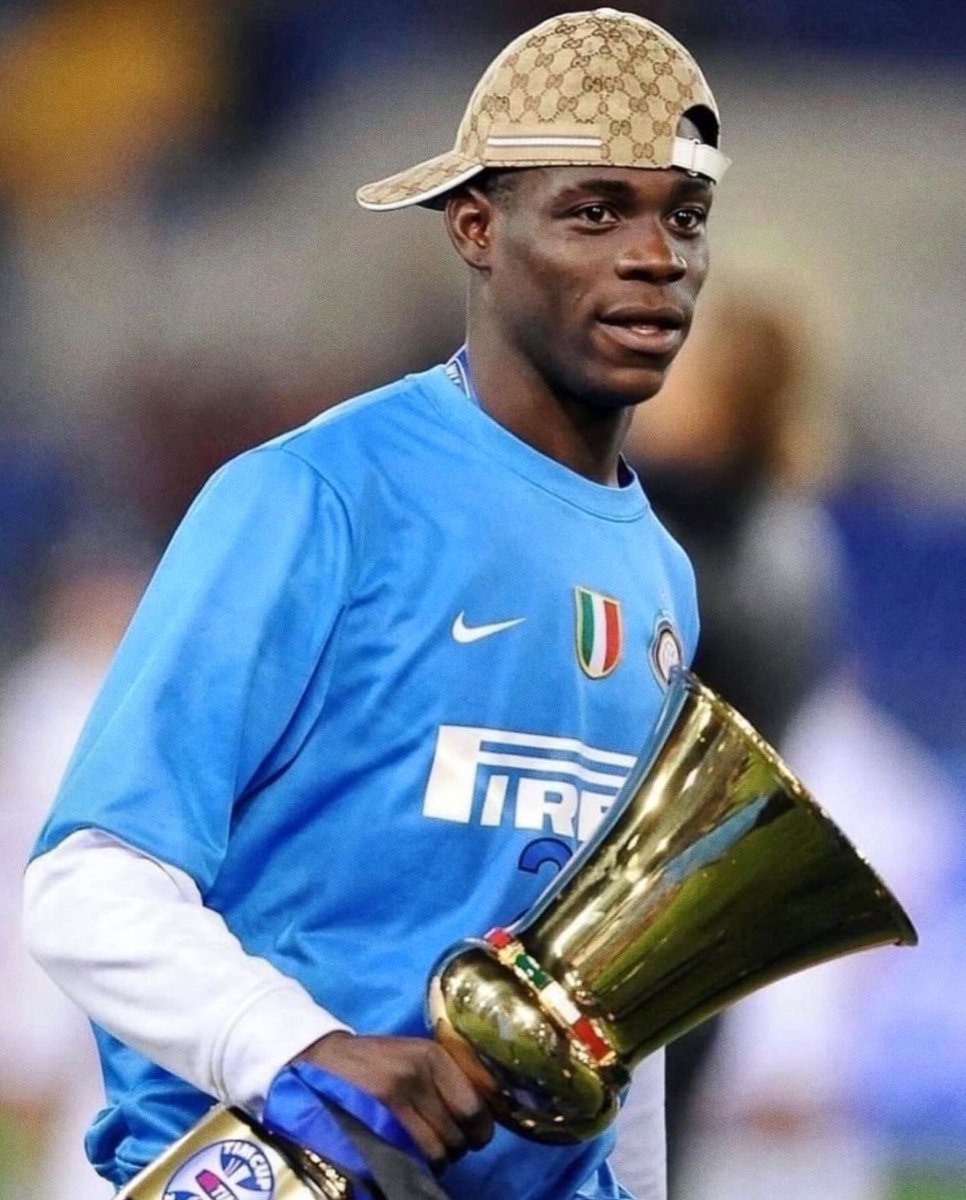 Gucci cap. Trophy in hand. Calcio ‘eritage.