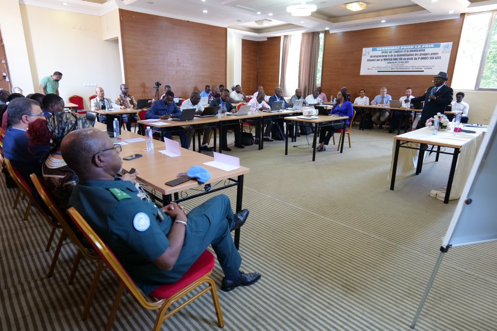 Renforcer les capacités des cadres et agents de la coordination du #PDDRC-S au #SudKivu dans divers domaines techniques, c'est l’objectif de l’atelier lancé le 18/05 à #Goma, par la section #DDRRR de la #MONUSCO, dans le cadre du transfert de compétences aux autorités nationales.