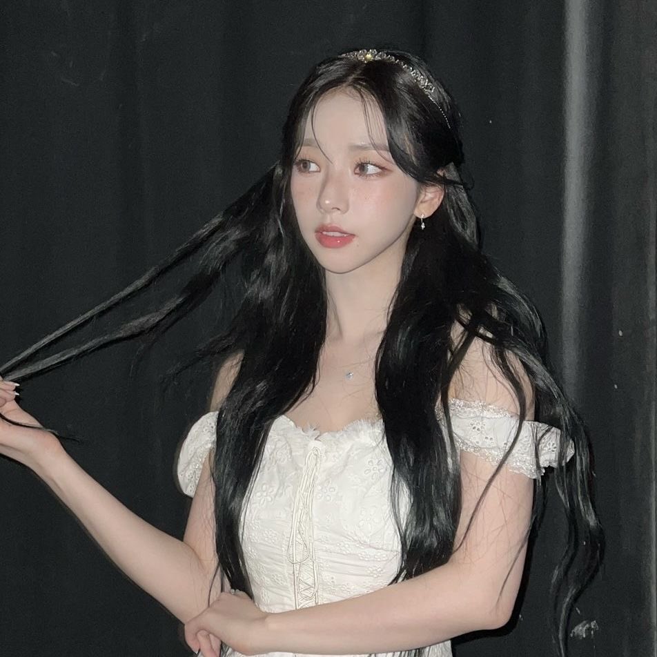 clairdelunnette's tweet image. ㅤㅤㅤ ㅤㅤㅤ                                                                                                                                                                         
                         keira ╱  influencer.             ㅤㅤㅤㅤㅤㅤㅤㅤㅤㅤ ㅤㅤㅤㅤㅤㅤ ㅤ