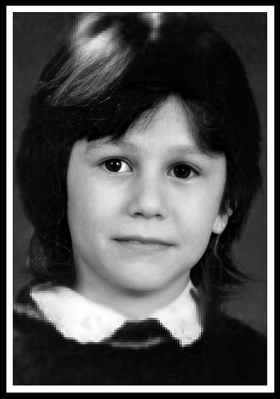 JASMINA PRGUDA was killed on 20 May 1992. She was in front of her building when she was targeted by the Serbs. Mortar bomb exploded 50 meters away from her. Shrapnels hit her in the heart and she died on the spot. Jasmina was 6 years old. #SniperAlley