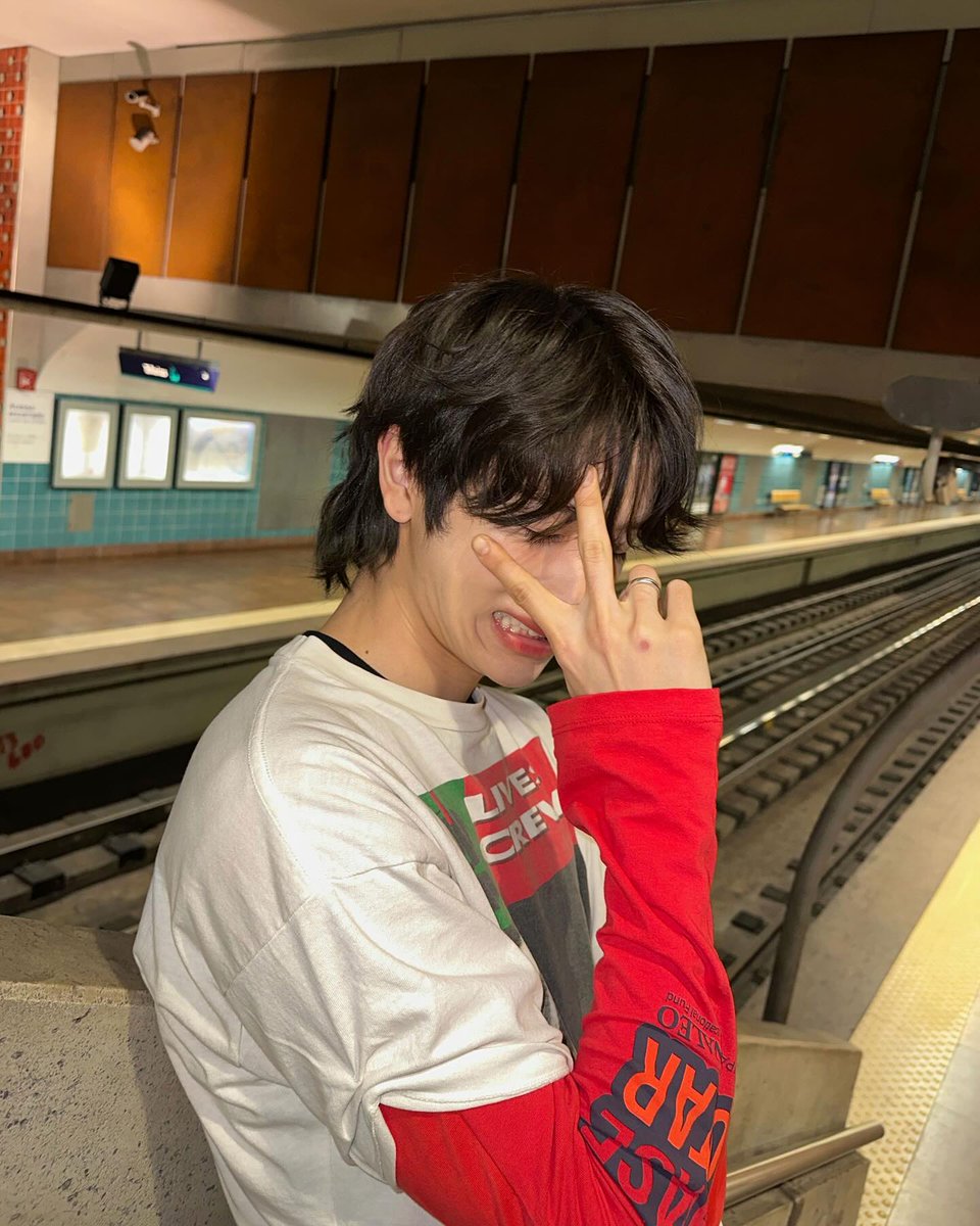 sungchagn's tweet photo. 자 찍어 CHEESE https://t.co/7bKKG6IHV5