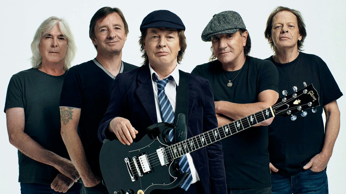 Here’s AC/DC’s setlist from their POWER UP European tour. kerrang.com/heres-ac-dcs-s…