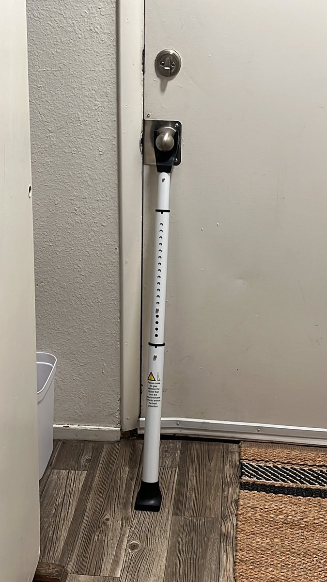 I really recommend these things- the handy man at my building tried to enter and couldn’t get in, I was in the bathroom and heard someone yelling and knocking (I thought it was door slamming) so I assumed it was people on another floor fighting or something, but it was him