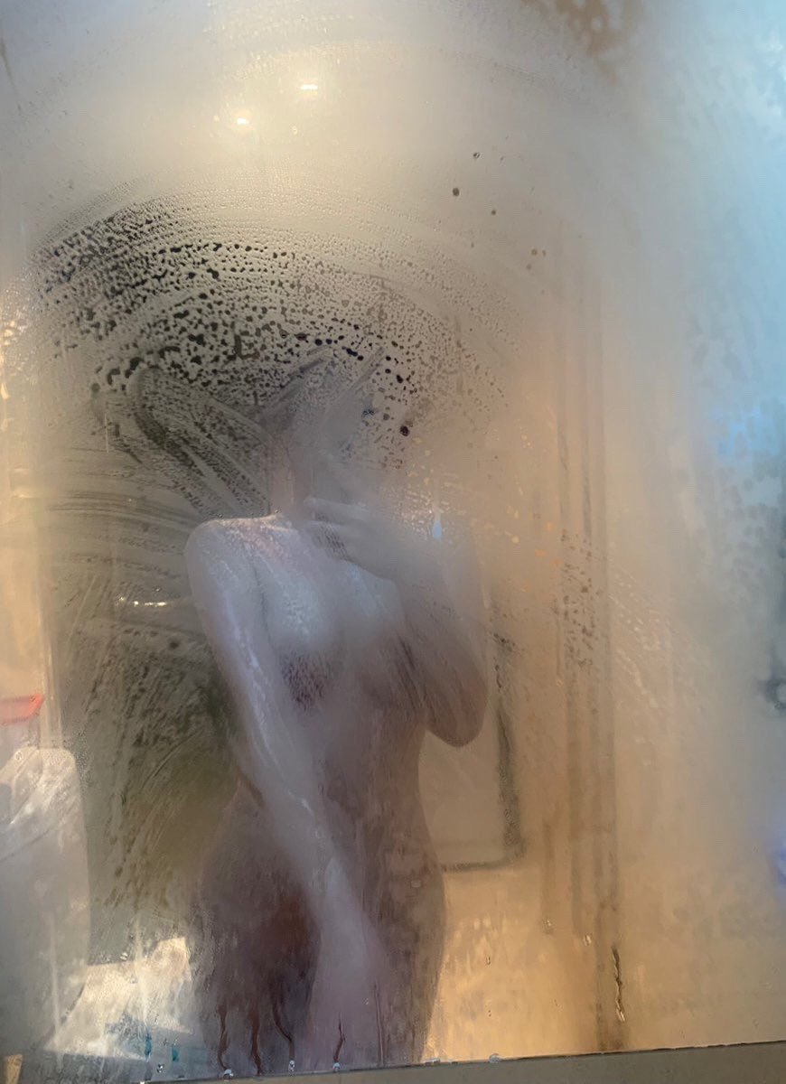 Bcup531's tweet image. ㅂㅈ 깨끗하게 씻었는데 빨아줄 수 잇어?
#섹트 #맘눌뎀