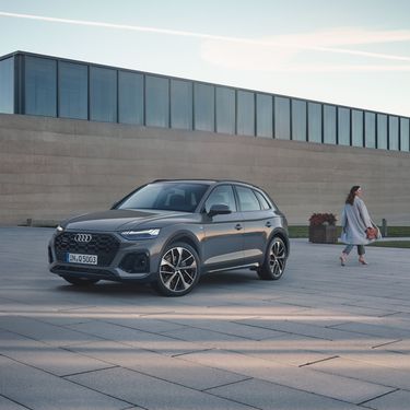 Audi Q5 combines versatility with cutting-edge technology. Perfect for your next adventure. Book a test drive! 🌲🚙
🔗lindsaysakeraudi.co.za/book-a-test-dr…

#AudiQ5 #AdventureAwaits